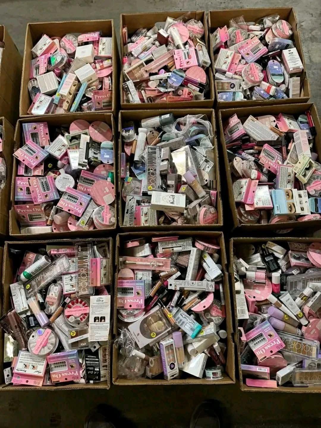 Makeup Box Pallets