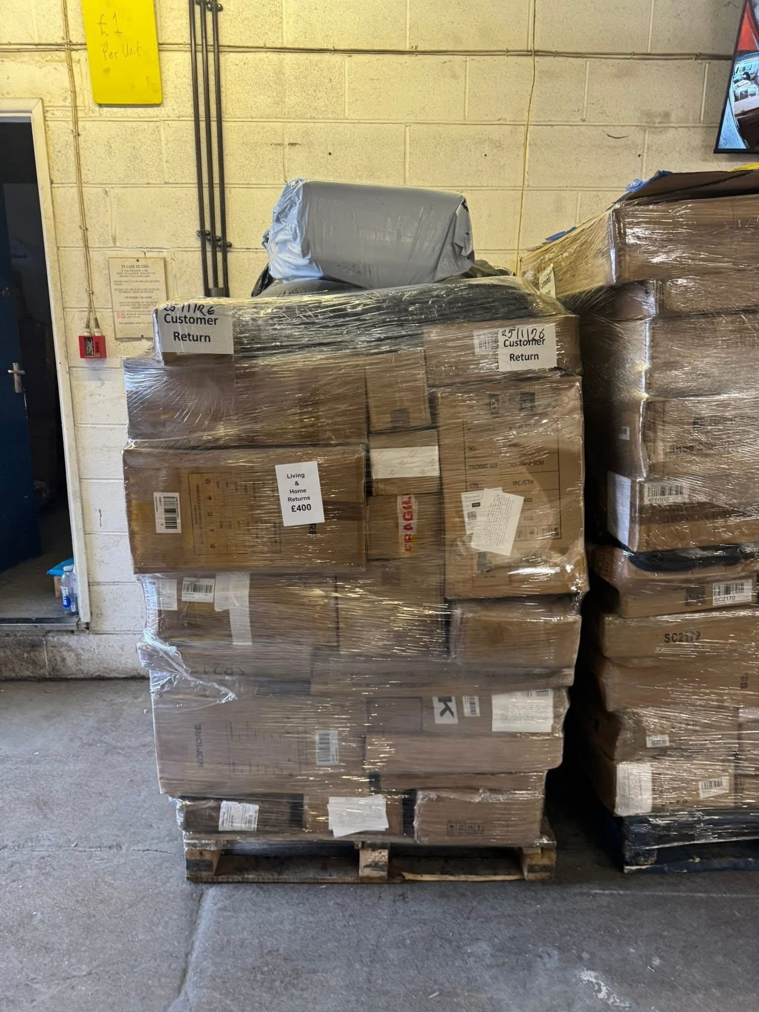 Living and home Returns Pallets - Image 3